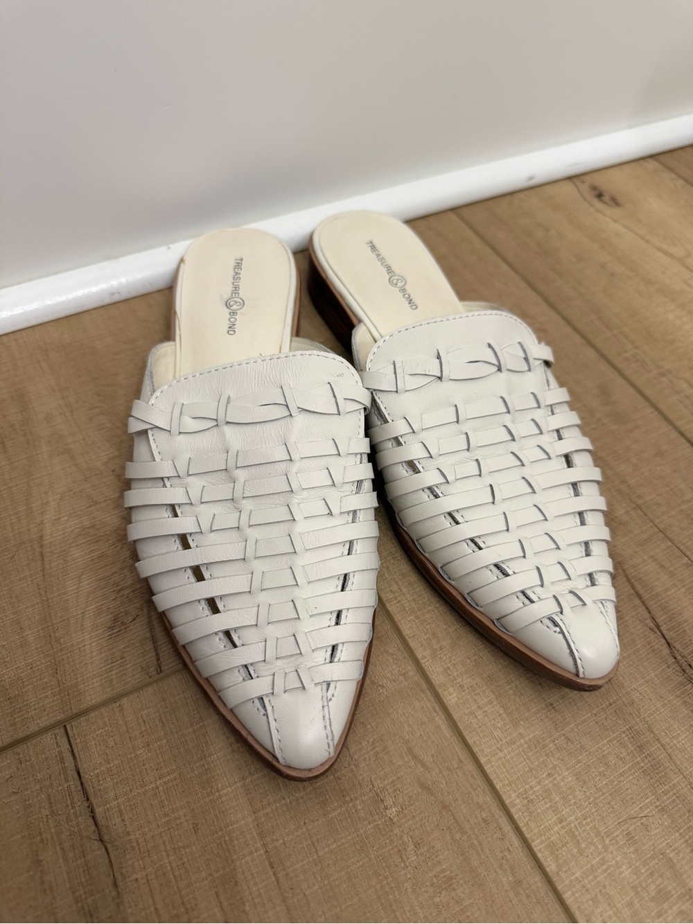 Treasure & Bond White Woven Leather Mule 8.5